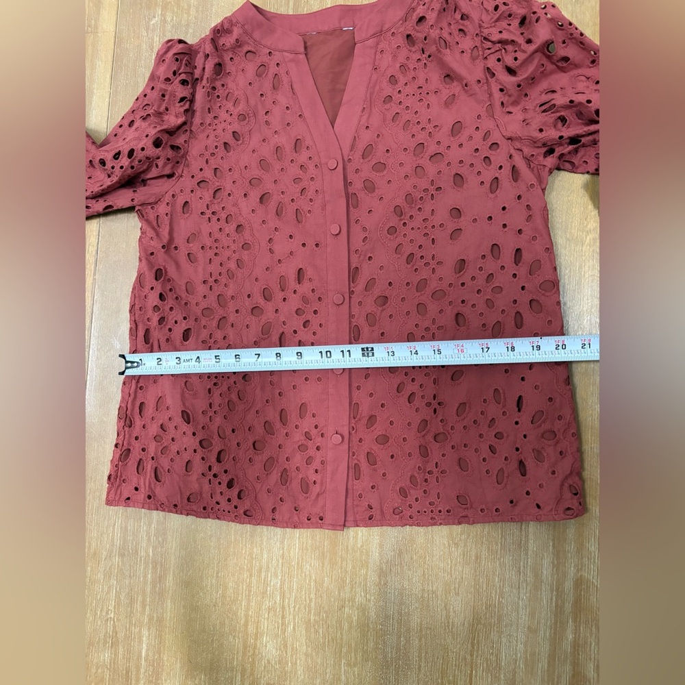 Long sleeve Eyelet Blouse - Picture 10 of 10